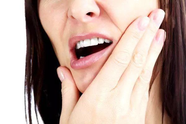 Exercício para melhorar a tensão e a dor na mandíbula e ATM que